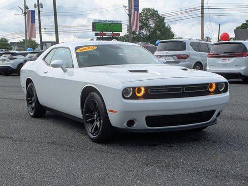 2022 Dodge Challenger SXT