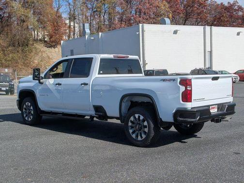 2026 Chevrolet Silverado 2500 Custom