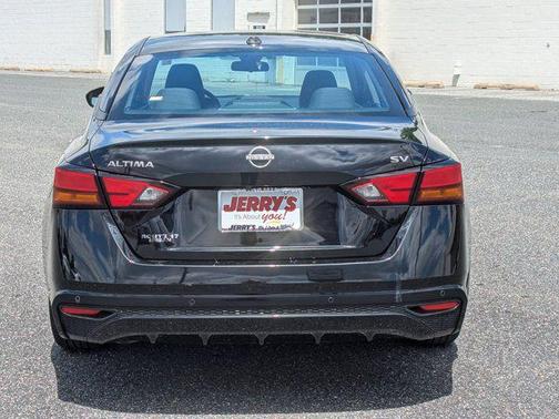 Super Black 2024 Nissan Altima 2.5 SV