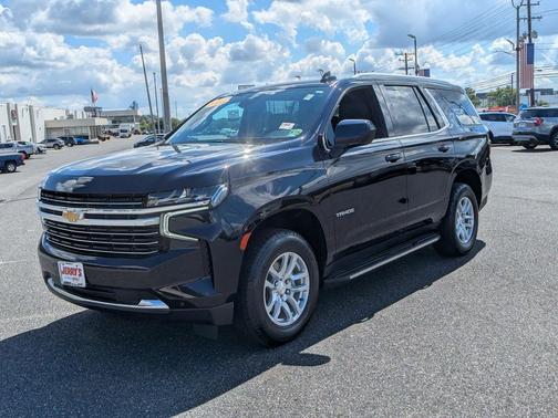 Midnight Blue Metallic 2023 Chevrolet Tahoe LT