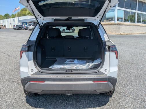 Summit White 2026 Chevrolet Equinox 1LT