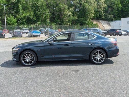 2023 Genesis G70 2.0T AWD