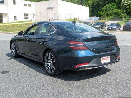 2023 Genesis G70 2.0T AWD