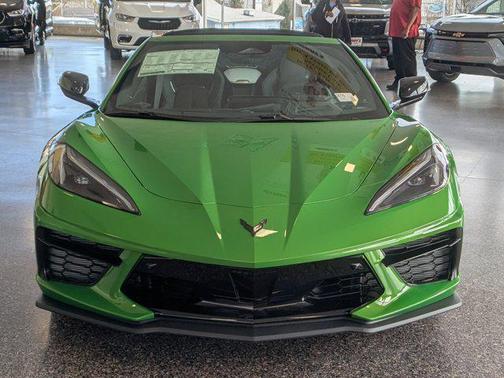 2026 Chevrolet Corvette Stingray w/2LT