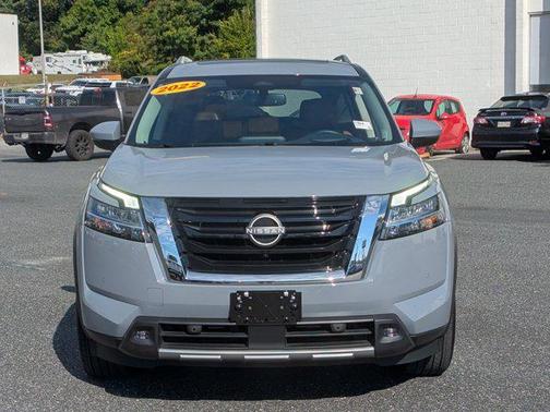 2022 Nissan Pathfinder Platinum 4WD