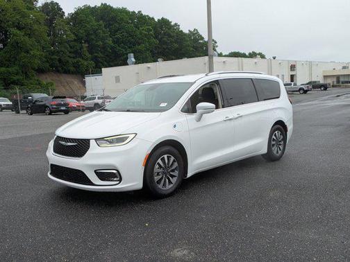 2021 Chrysler Pacifica Hybrid Touring L