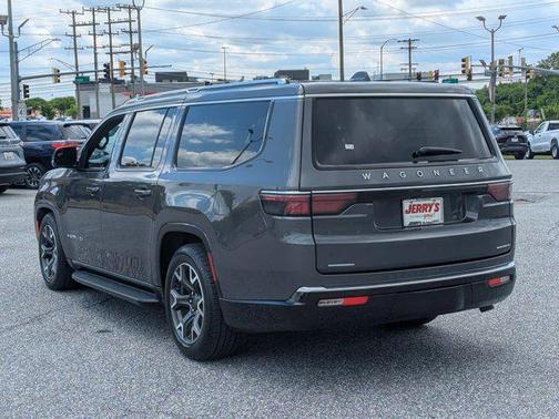 Baltic Gray Metallic Clearcoat 2023 Jeep Wagoneer L Series III 4x4