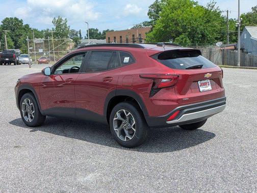 2025 Chevrolet Trax LT