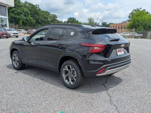 2025 Chevrolet Trax LT
