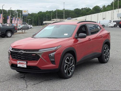 Apex Red 2026 Chevrolet Trax FWD 2RS