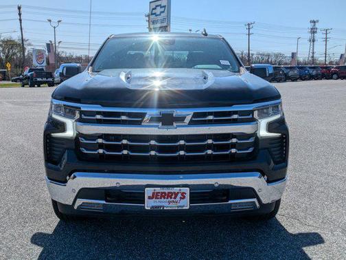 2025 Chevrolet Silverado 1500 LTZ