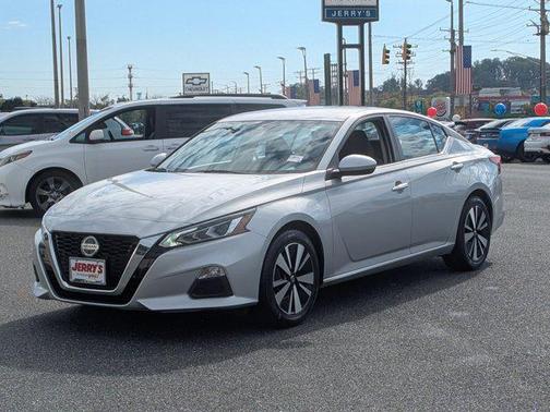 2022 Nissan Altima 2.5 SV