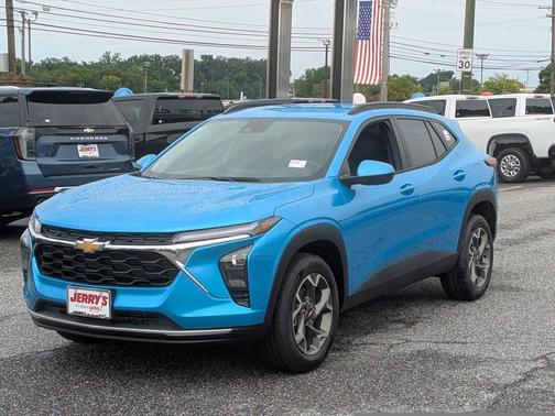 Marina Blue Metallic 2026 Chevrolet Trax LT