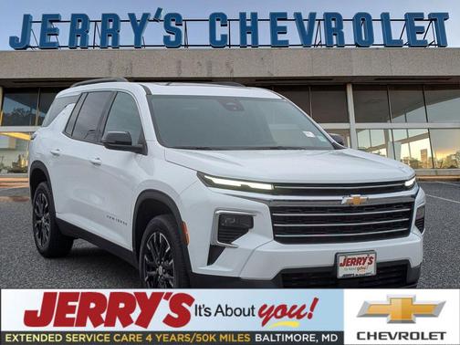 Summit White 2026 Chevrolet Traverse LT