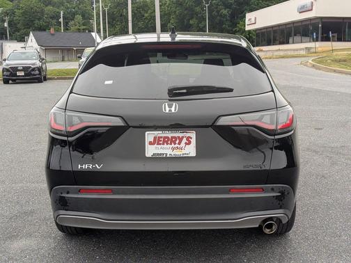Crystal Black Pearl 2025 Honda HR-V 2WD Sport