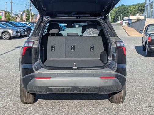 Mosaic Black Metallic 2027 Chevrolet Equinox 1LT