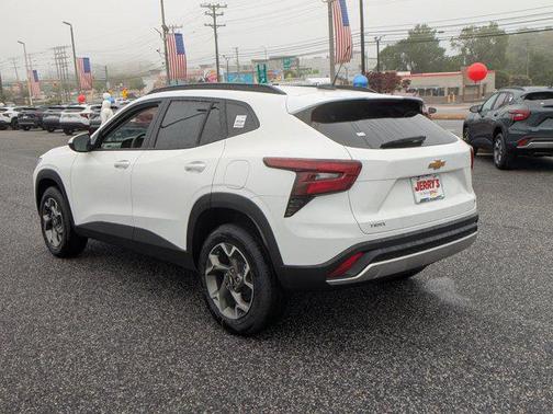 2025 Chevrolet Trax LT