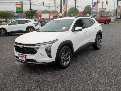 2025 Chevrolet Trax LT