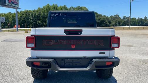 Photo 4 of 28 of 2020 Jeep Gladiator Overland