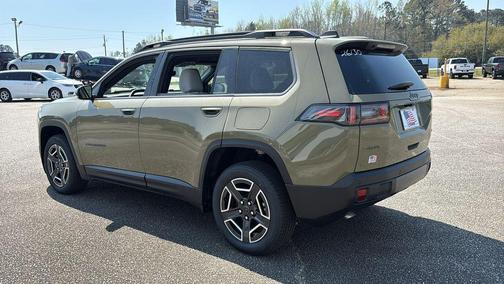 2026 Jeep Cherokee LAREDO/LIMITED