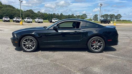 2014 Ford Mustang GT Premium