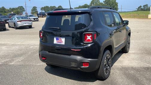 2023 Jeep Renegade Trailhawk