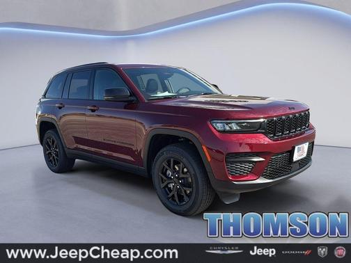 2025 Jeep Grand Cherokee Laredo