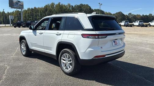 2025 Jeep Grand Cherokee Laredo X