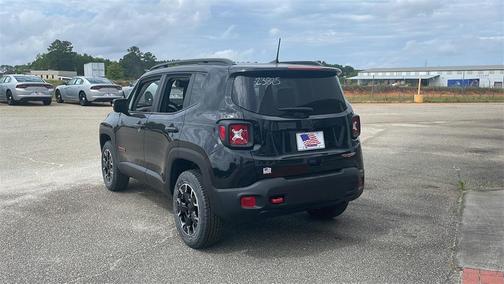 2023 Jeep Renegade Trailhawk