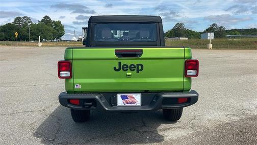 2025 Jeep Gladiator Sport