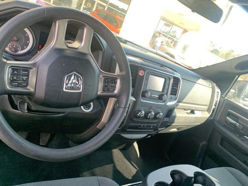 2024 RAM 1500 Classic SLT