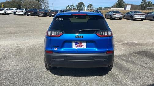 2023 Jeep Cherokee Altitude Lux