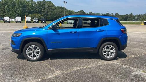2025 Jeep Compass Latitude