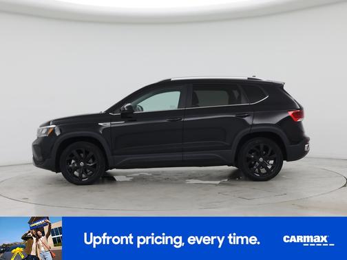Black 2023 Volkswagen Taos SE