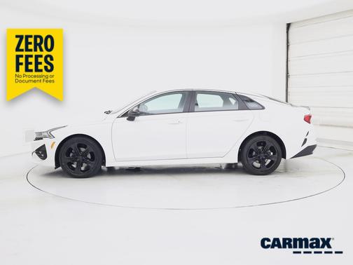 White 2022 Kia K5 GT-Line