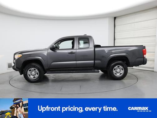 2017 Toyota Tacoma SR