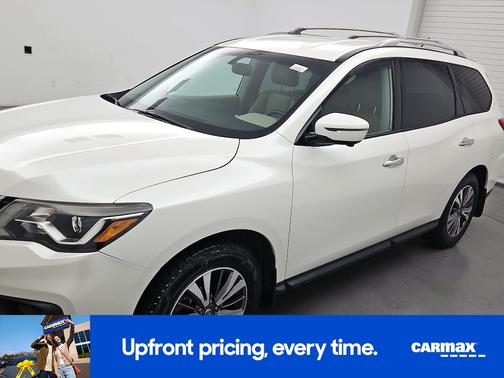 2017 Nissan Pathfinder Platinum