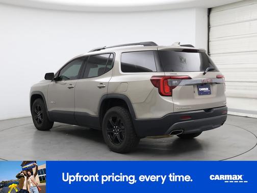 2022 GMC Acadia AT4