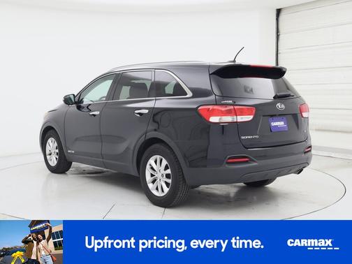 Black 2017 Kia Sorento LX