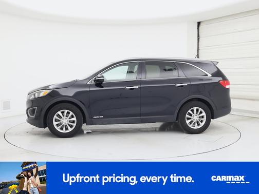Black 2017 Kia Sorento LX