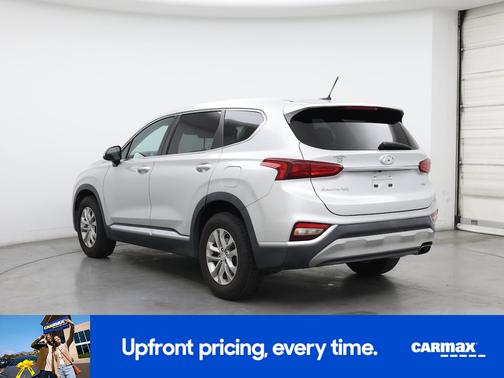 2019 Hyundai SANTA FE SE
