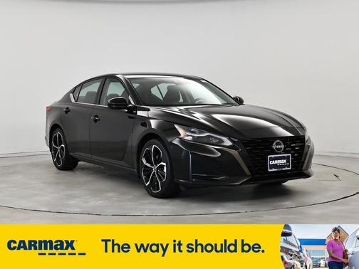 2023 Nissan Altima SR