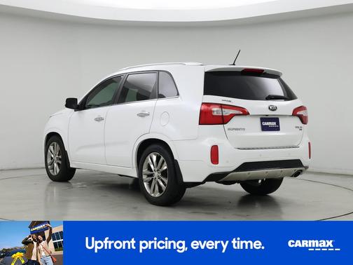 White 2014 Kia Sorento SX
