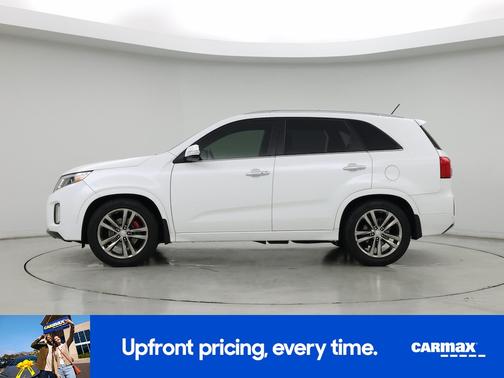 White 2014 Kia Sorento SX