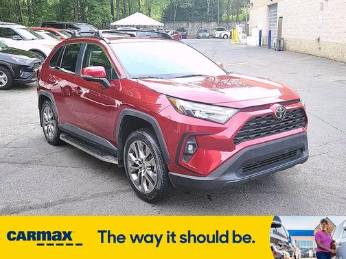 2023 Toyota RAV4 XLE Premium