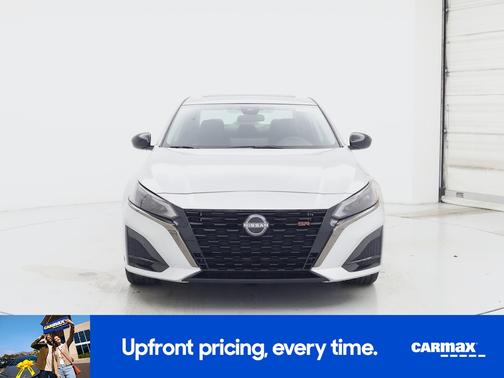 Silver 2023 Nissan Altima SR