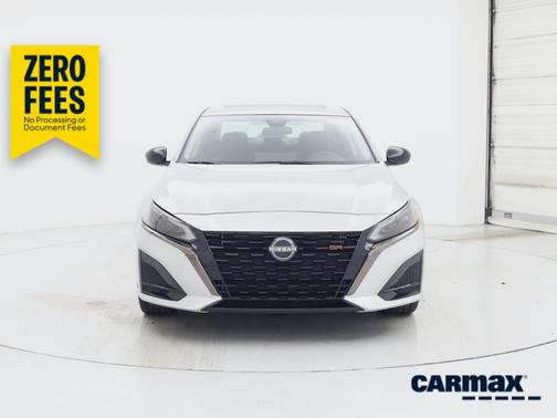 Silver 2023 Nissan Altima SR