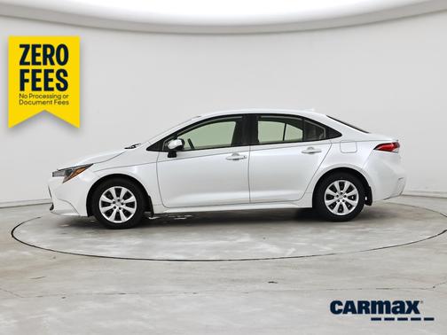 White 2022 Toyota Corolla LE