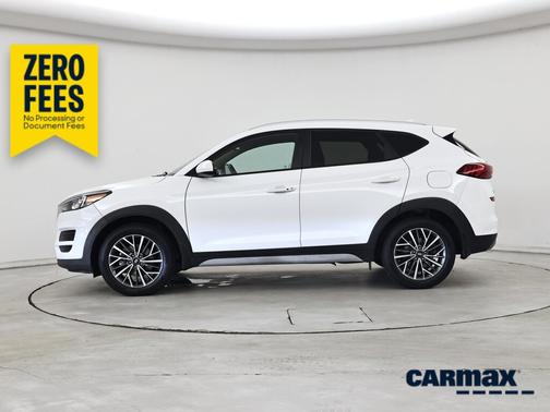 White 2021 Hyundai TUCSON SEL