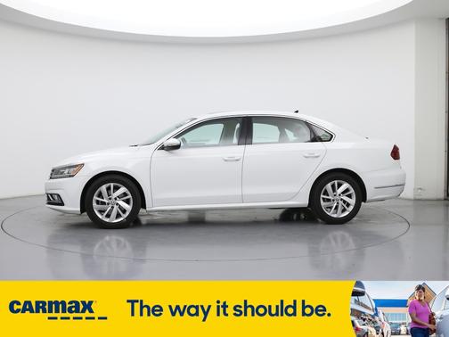 2018 Volkswagen Passat SE